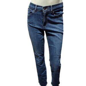 Classic Bootcut Levi Women's Jeans  Medium Wash- Mid Rise Size 4 PC9-39252-0002